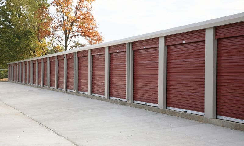 Supporting Local Why Iron Storage Is Your Best Choice - hero.jpg