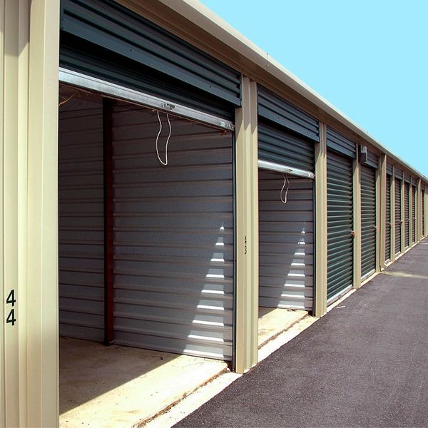 How to Declutter Your Home with a Storage Unit2.jpg