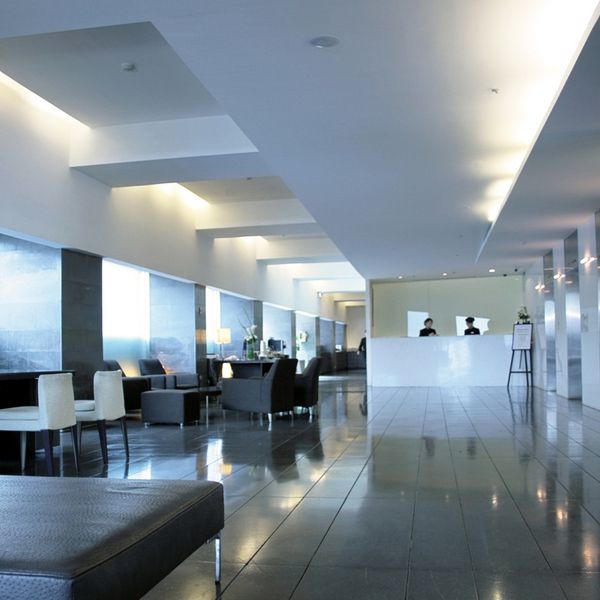 The Impact of a Spotless Commercial Space on Client Perception - Image 3.jpg