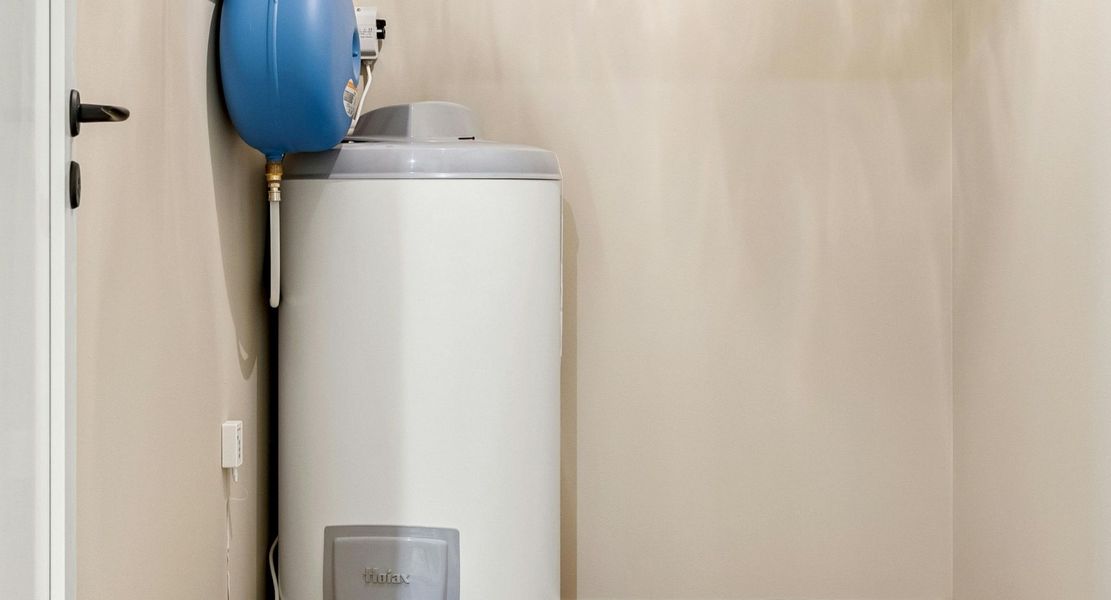 Why Is My Heater Blowing Cold Air_-hero.jpg