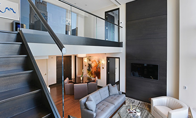 LOFTED CHICAGO HIGH-RISE CONDO