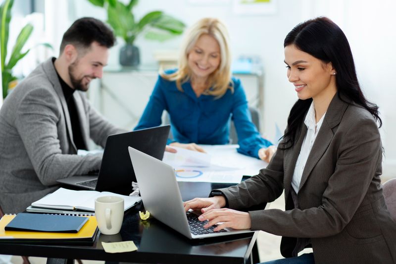 corporate travel management (2).jpg