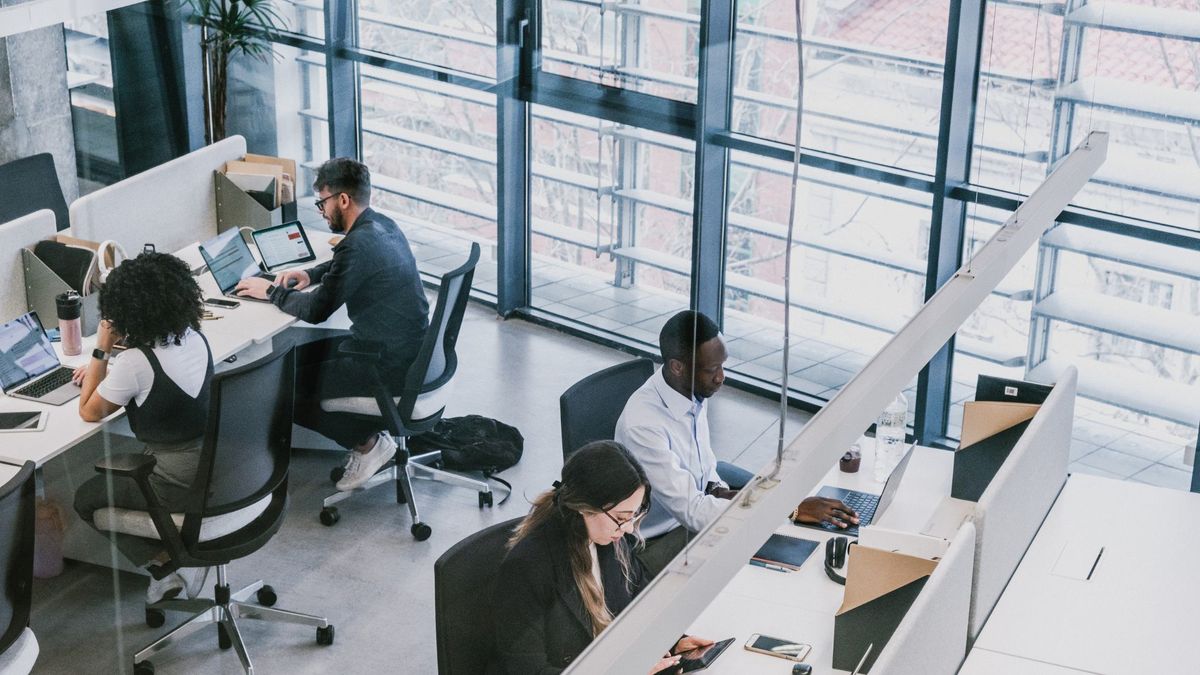 Corporate-Travel-Management-5 (2).jpg