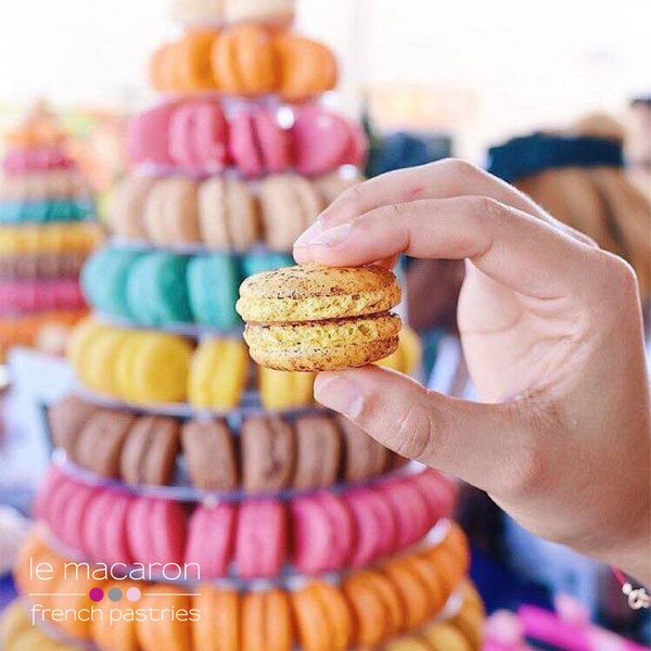 macaron tower