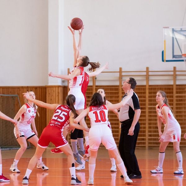 girls playing basketball