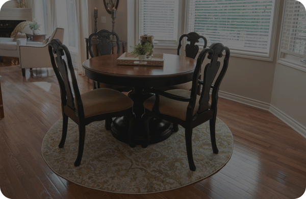 Colonial Round Table