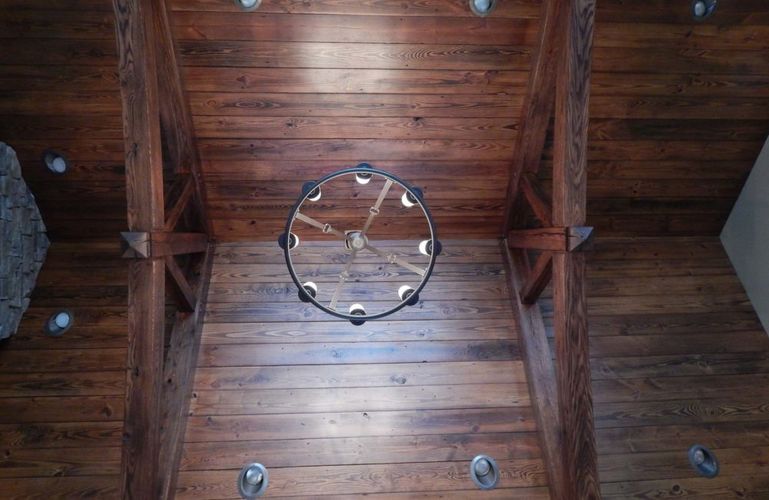 Trusses-and-Shiplap-ceiling-1000x650.jpg