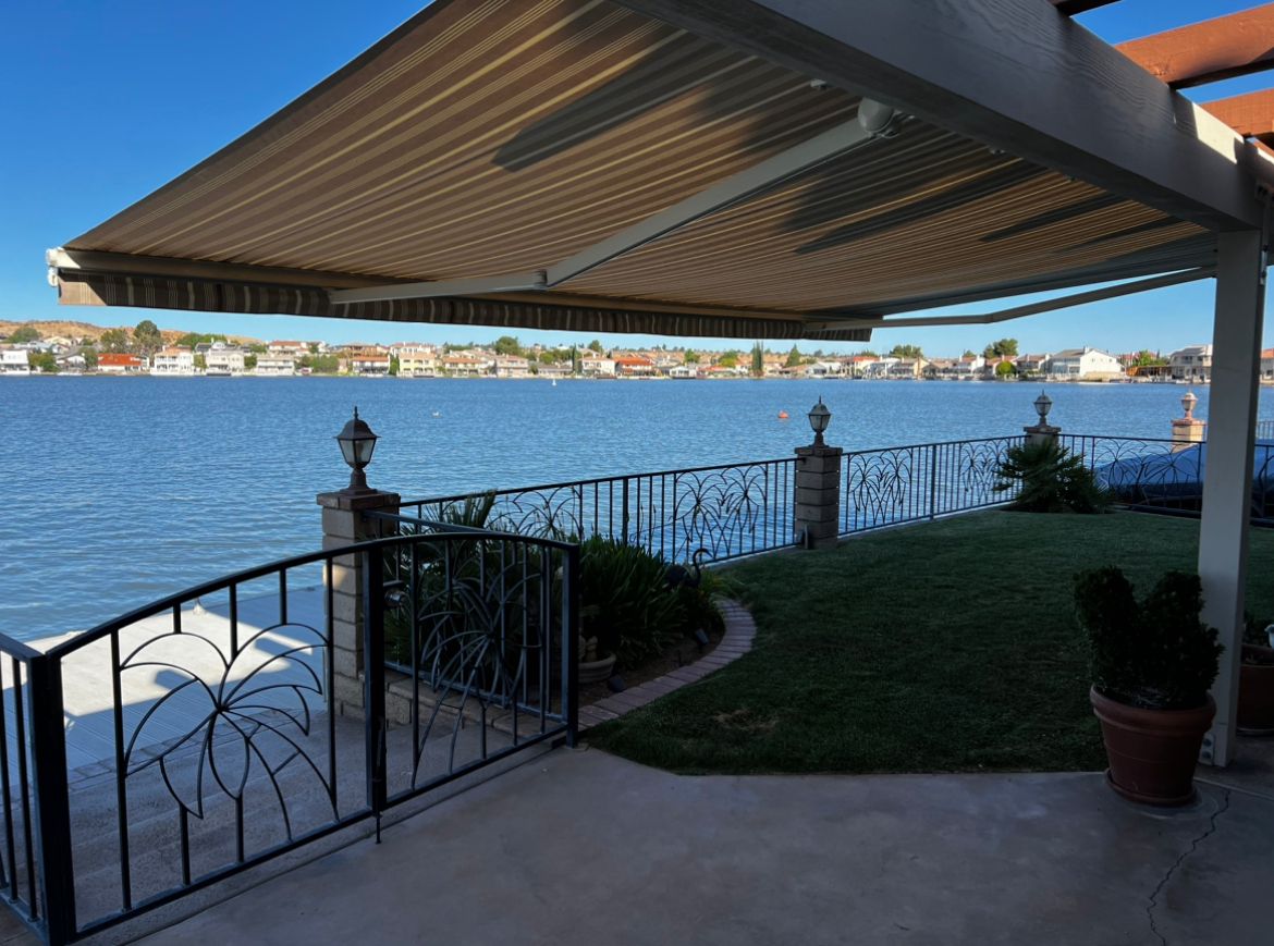 retractable awning with lake view.jpg