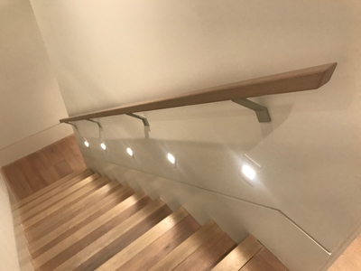 lit-stair-rail