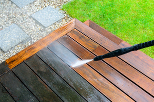Deck Pressure Washing Picture.jpeg