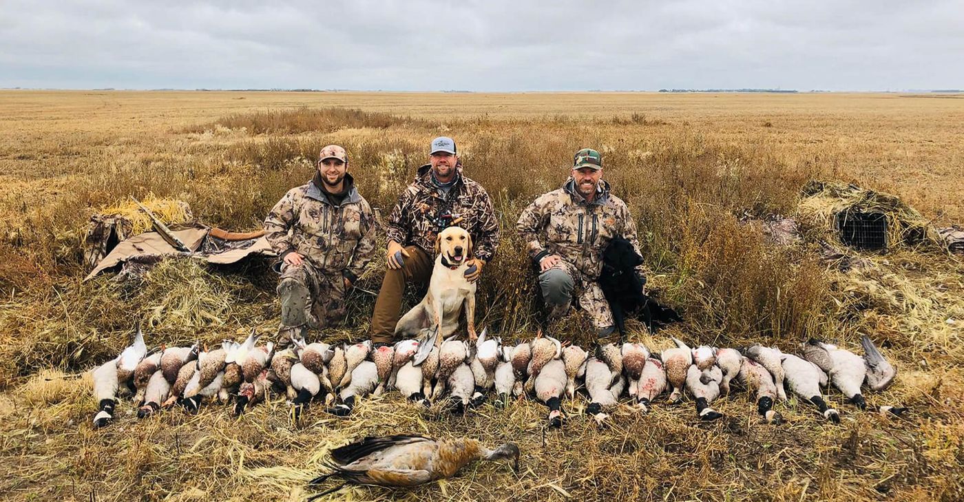 professional waterfowl hunting group