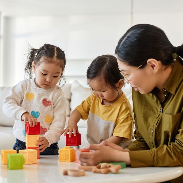 Chinese kids building blocks