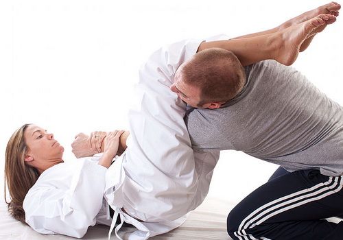 judo-armbar.jpg