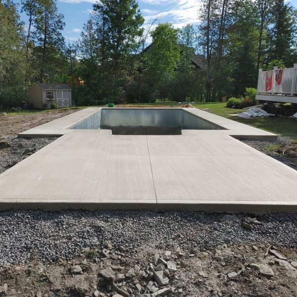 Blitz How to Build Your Dream Pool With Alamode Concrete 1080x1080-image4.jpg