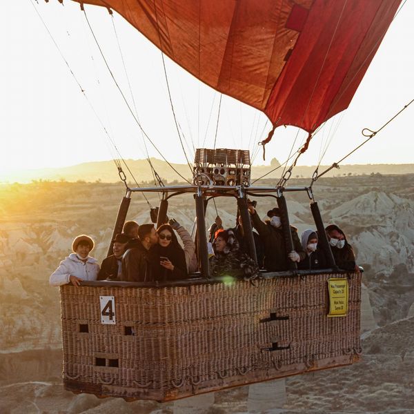 People on a hot air balloon ride
