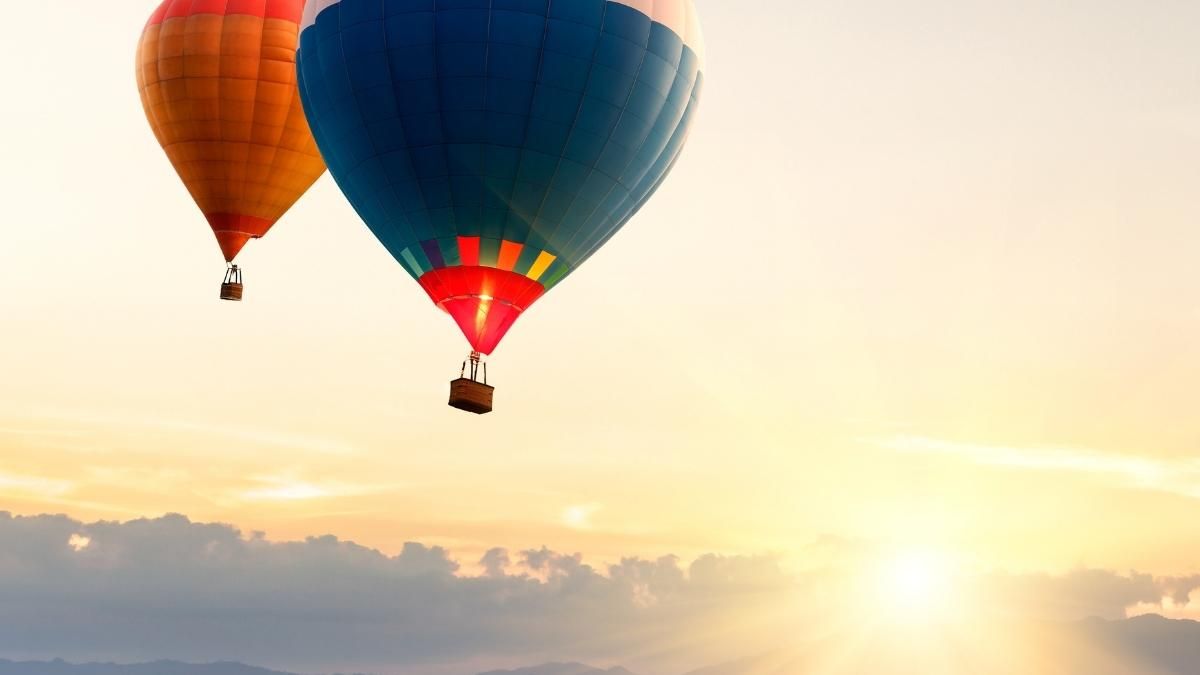 Hot air balloons in flight