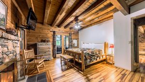 Log Cabin for Rent in North Carolina, Log Cabins NC, Blue Ridge Mountains NC Cabin Rentals, Log Cabin for Rent North Carolina, Log Cabins for Rent in NC
