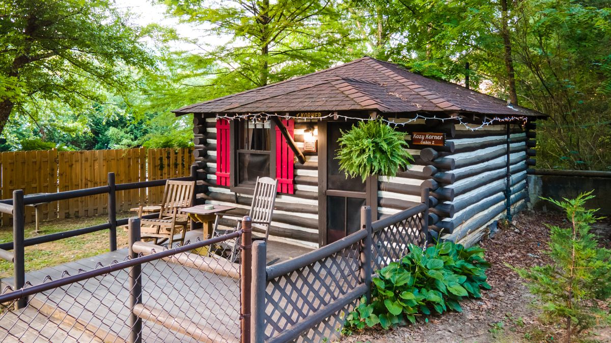 Asheville NC Cabin Rentals, Log Cabin Motor Court, Historic Cabins Asheville