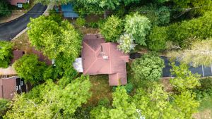 Log Cabin Asheville NC, Log Cabin Motor Court, Cabins Weaverville NC, Asheville Cottages, The Log Cabin Motor Court