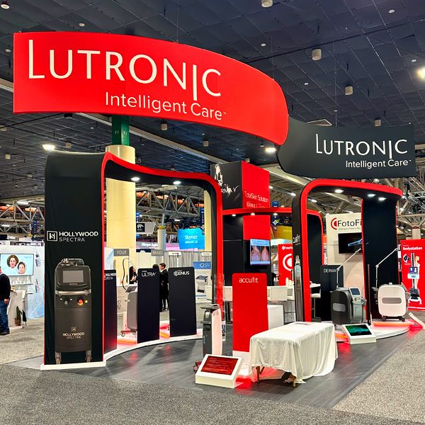 Custom exhibit with fabric architecture, dynamic product displays stands, and the ability to adapt to many booth sizes