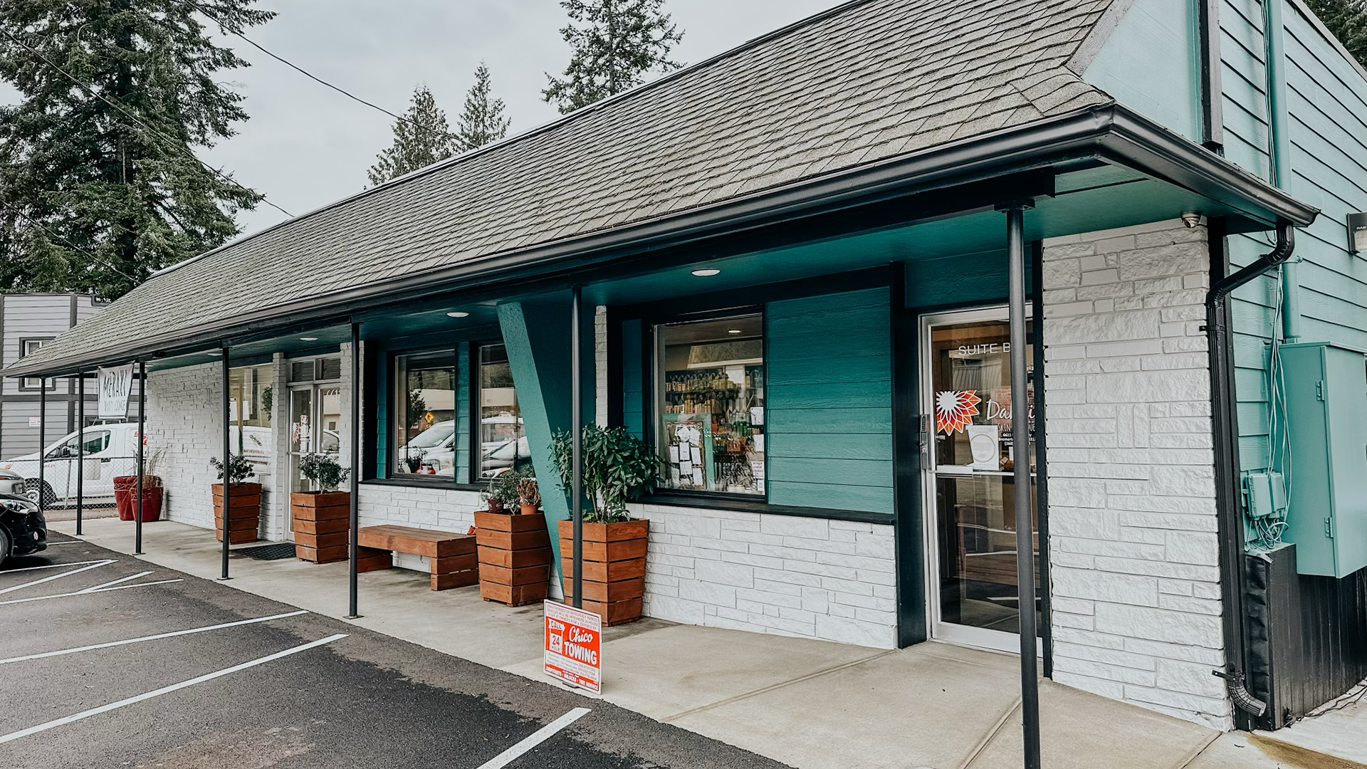 Dahlia Skin Boutique Exterior