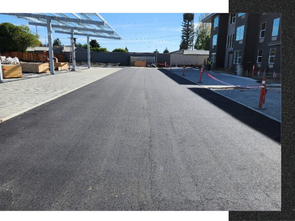 Paved path for apartment