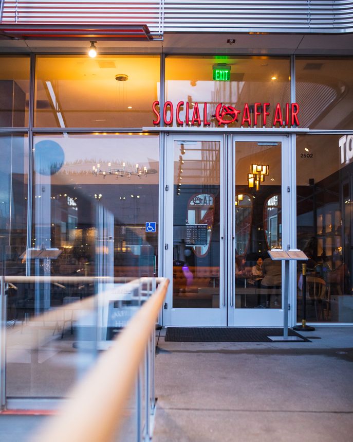 SocialLounge0120-08.jpg