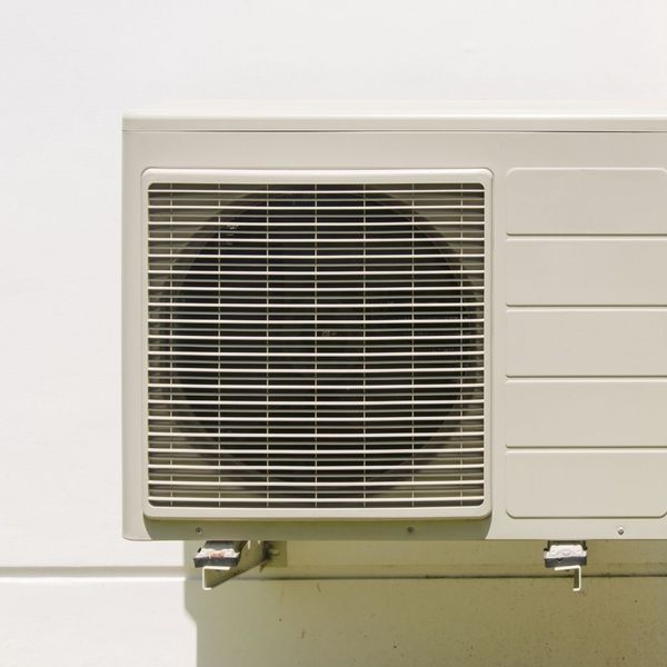 Factors to Consider Before Replacing Your Air Conditioner - 1.jpg