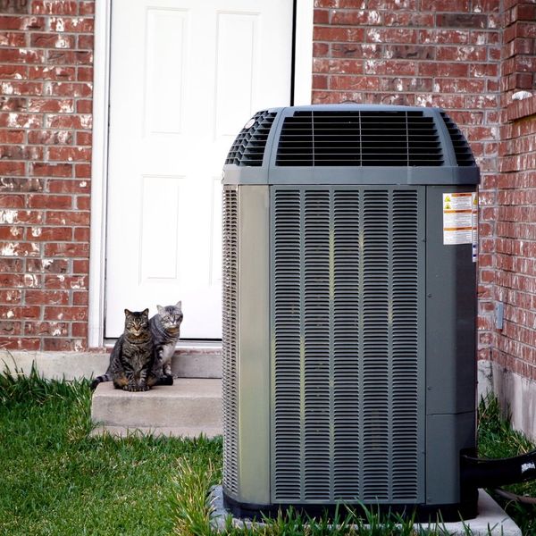 Factors to Consider Before Replacing Your Air Conditioner - 2.jpg
