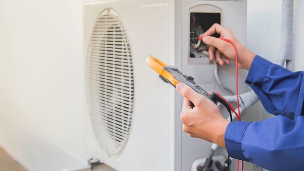 Signs Your AC Unit Needs To Be Replaced hero.jpg