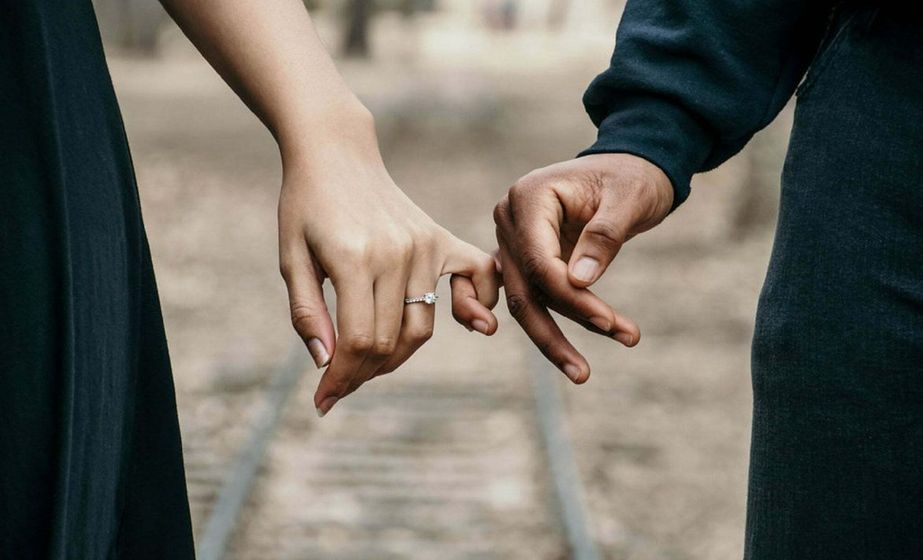 couple holding hands