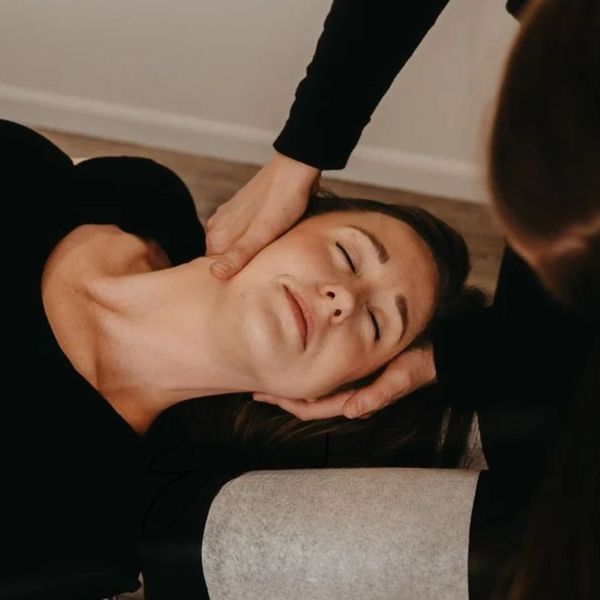 How Chiropractic Adjustments Can Alleviate Chronic Pain 1.jpg
