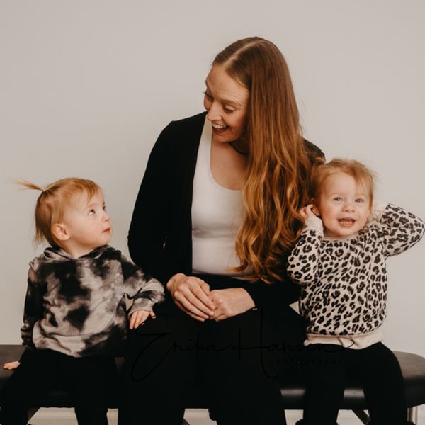 image of Dr. Annika Larson with two toddlers