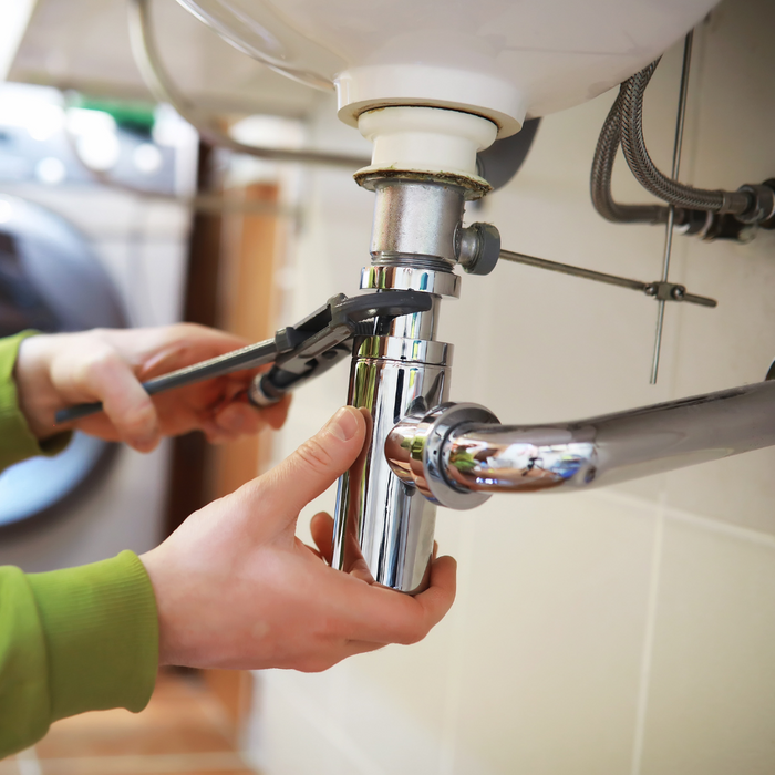 pipe maintenance. pipe maintenance.