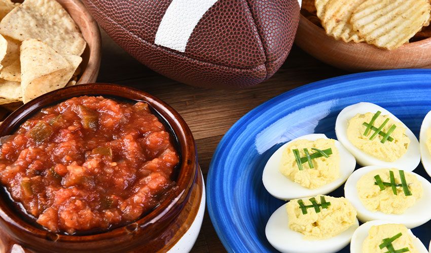 Football and game day foods