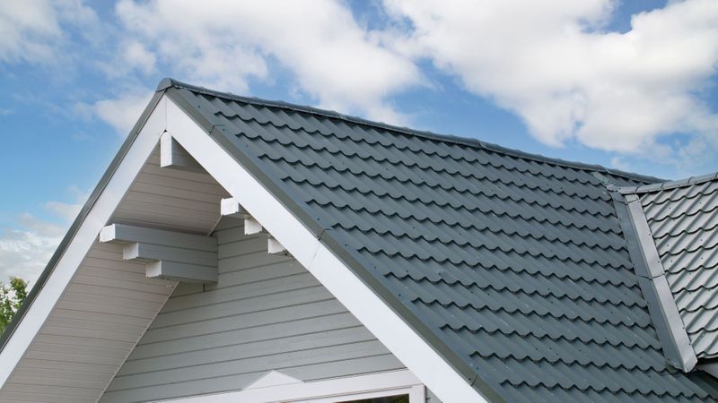 How To Choose a Reliable Roofing Contractor.jpg
