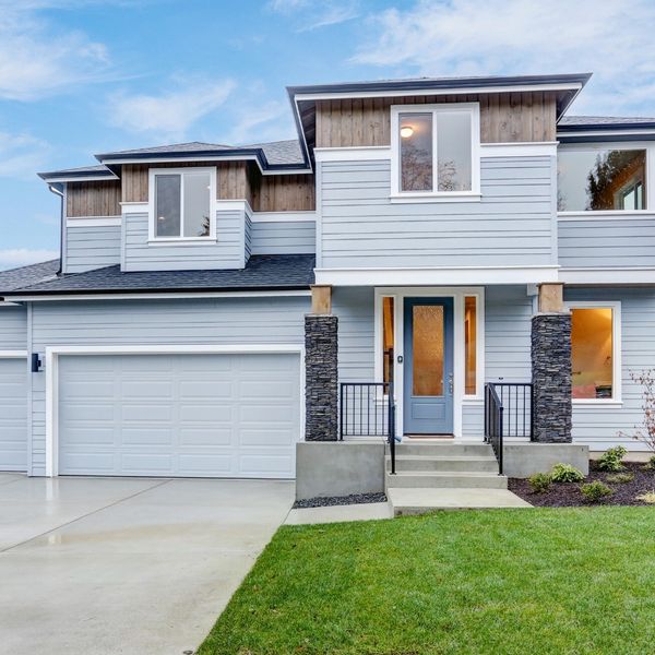 Siding - Image 1.jpg