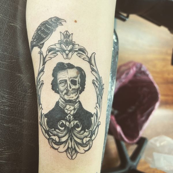 Edgar Allen Poe tattoo