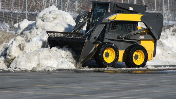 benefits of commercial snow removal - featured image.jpg