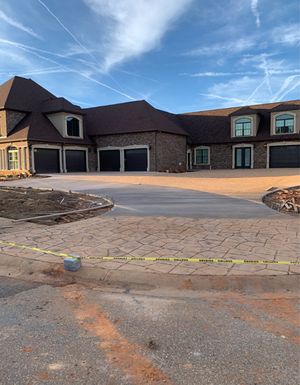 driveway1.jpg