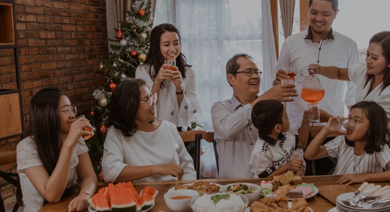 family enjoying holiday dinner 