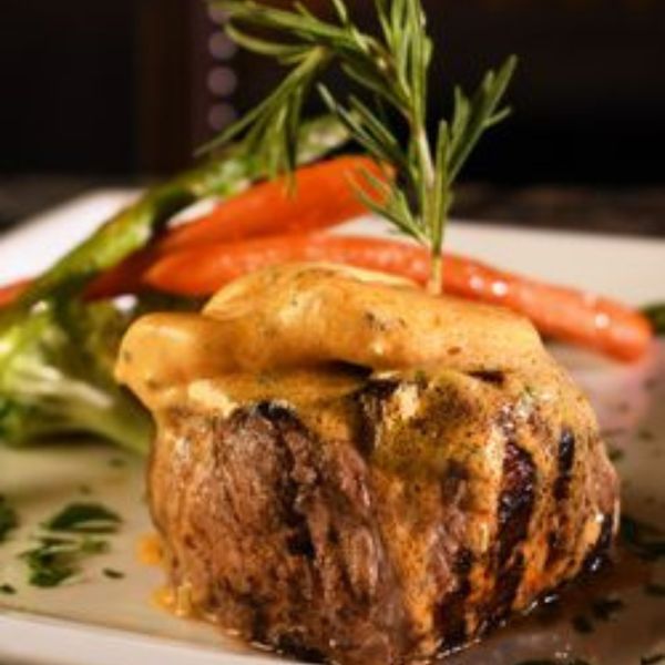 FILETTO DI MANZO AL BURRO FINE ERBETTE.jpg