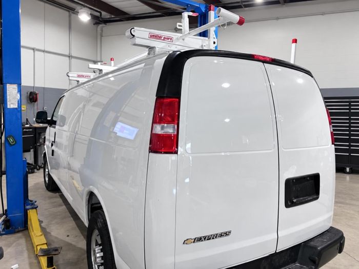 Cargo-Van-with-Ladder-Rack.jpg