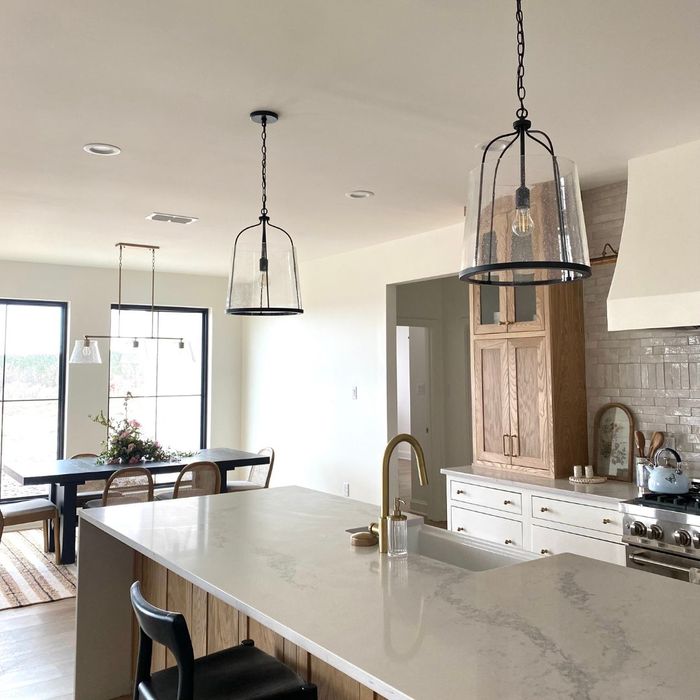 hanging pendants in kitchen