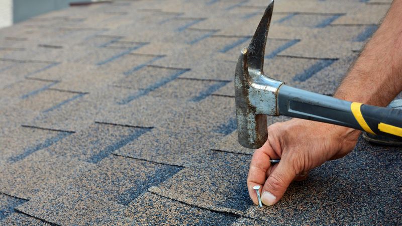 How to Choose the Best Roofing Company for Your Home - Featured Image.jpg
