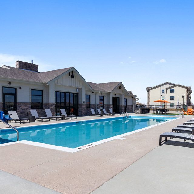 download - 2021-11-17T135952.742.jpg