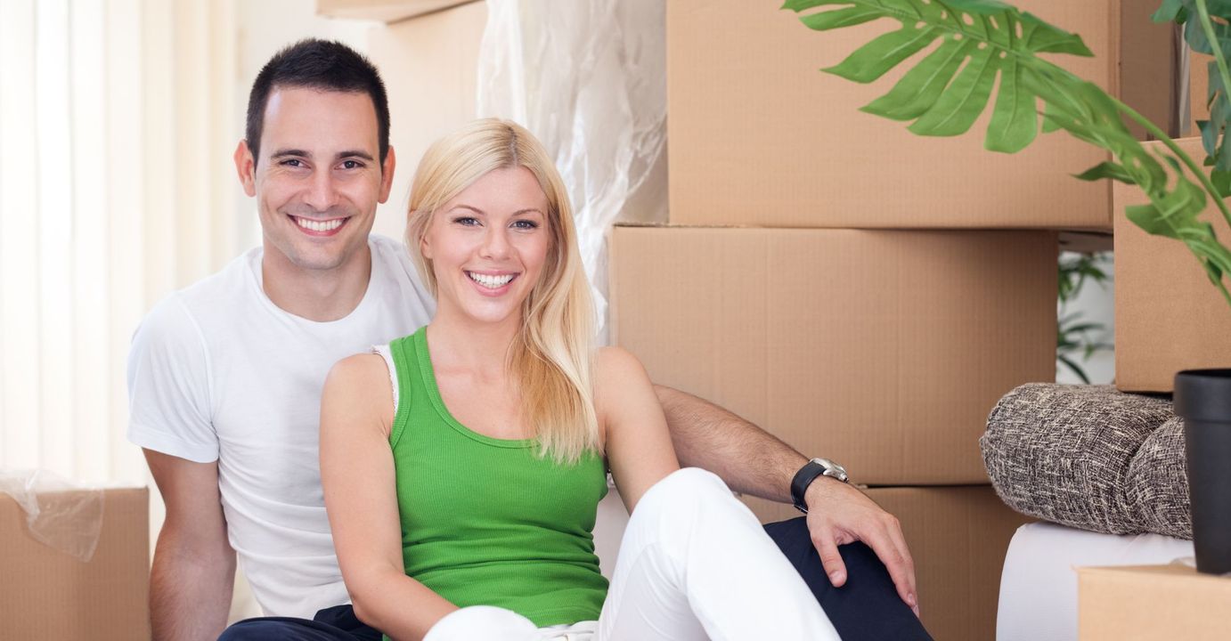 people with packed boxes