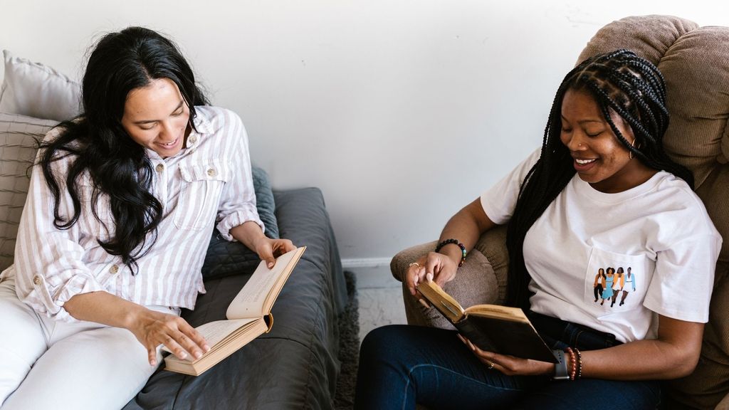 roommates readings
