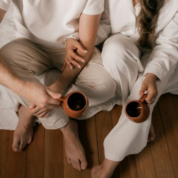 couple drinking coffee