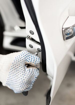 Automotive Locksmith